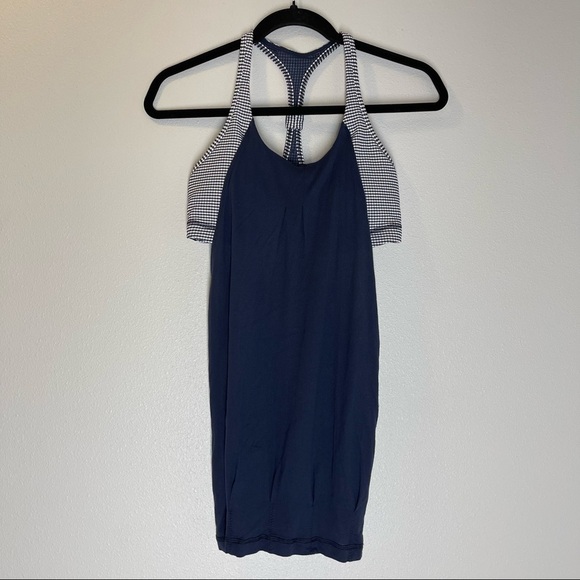Lululemon Practice Freely Tank Top Inkwell Dark Navy Built in Sports Bra Size 6 - Picture 2 of 10